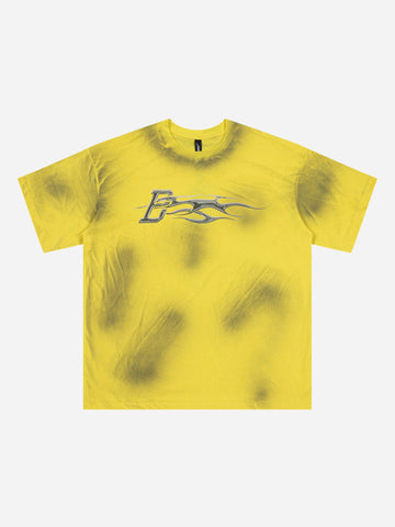 Short sleeve t-shirt with spray paint